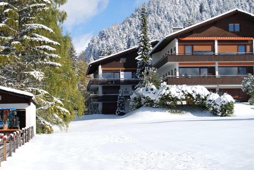 Berghaus Tirol im Winter