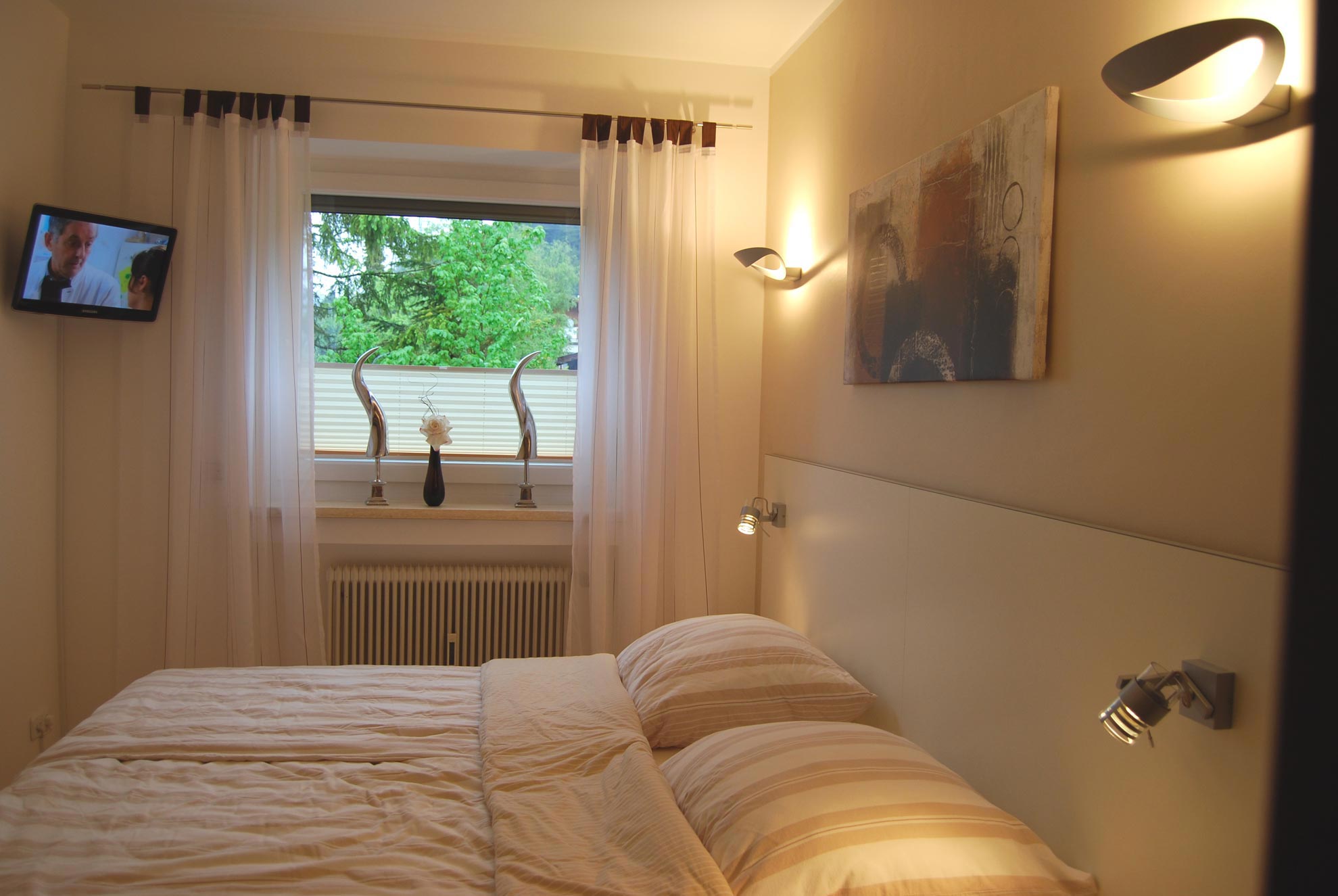 Ferienwohnung Alpenblick Schlafzimmer